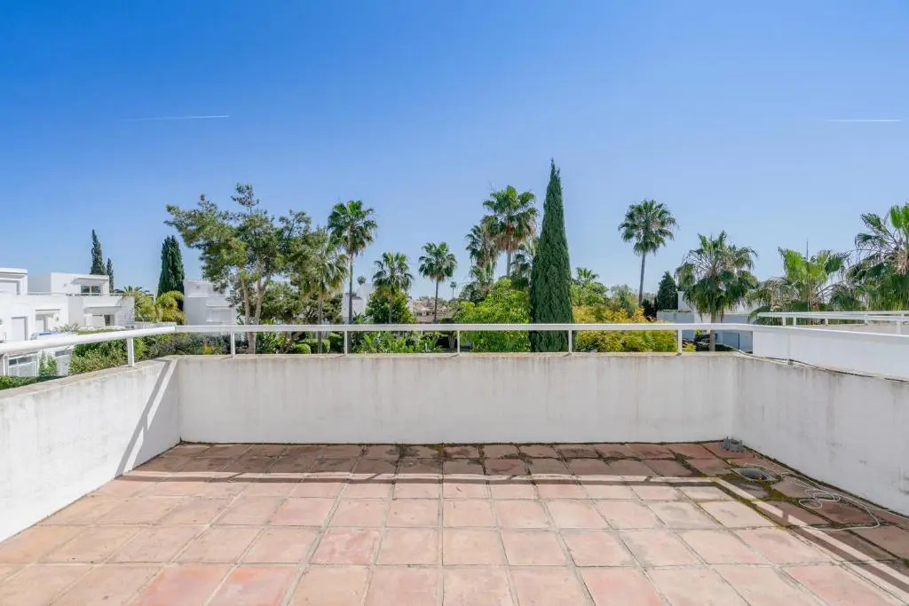 OleHolidays Guadalmina Golf Plaza