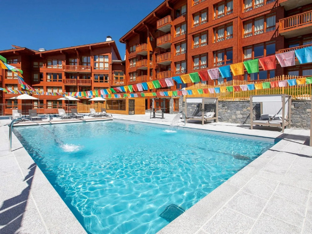 Luxury apartment with Wi-Fi in large ski area Paradiski