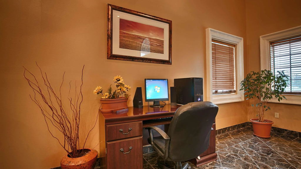 Best Western Plus College Park Hotel