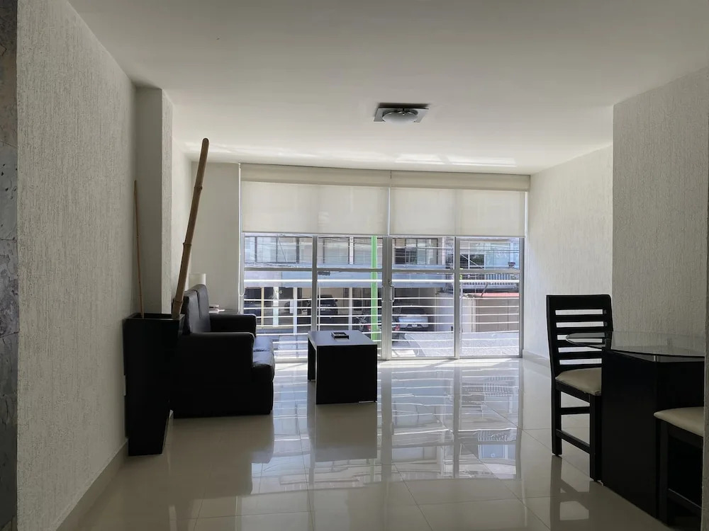 Grupo Kings Suites Chimborazo