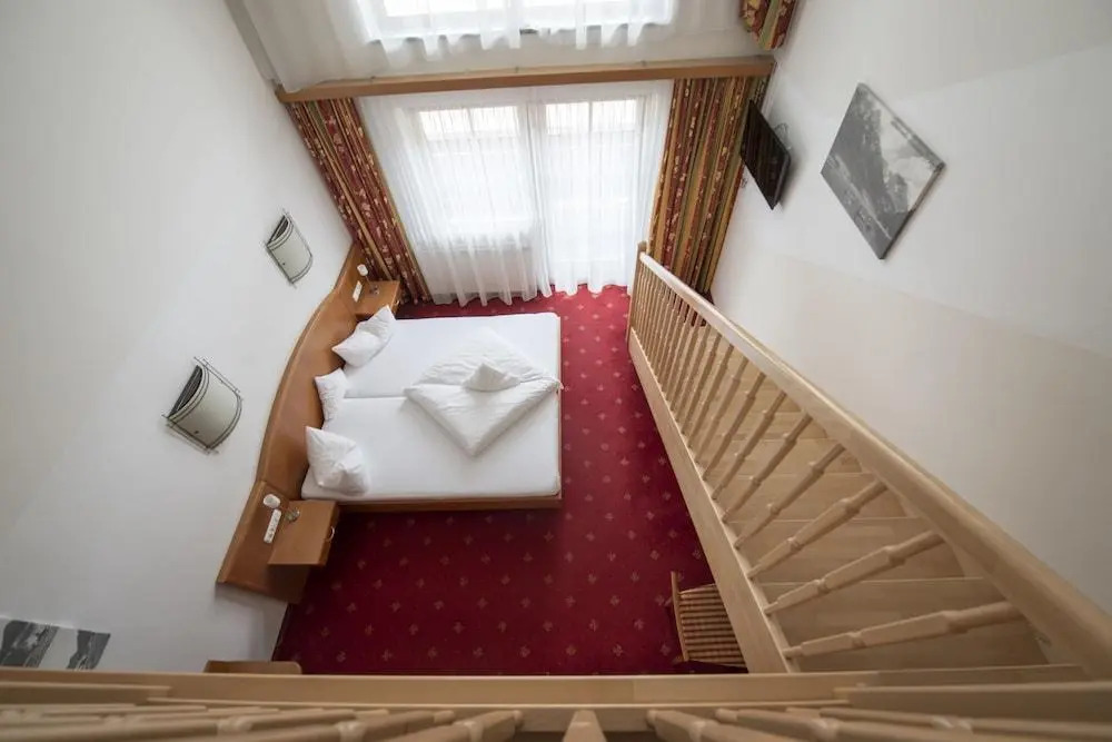 Das Alpin - Hotel Garni Guesthouse