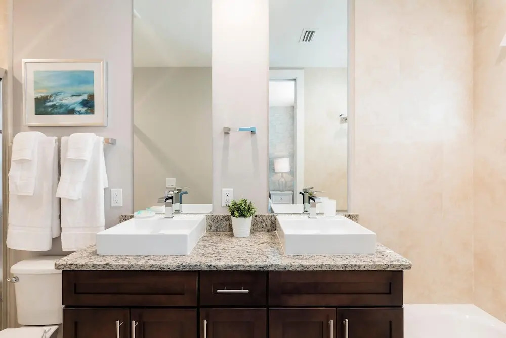 3 BR 3BA Villa
