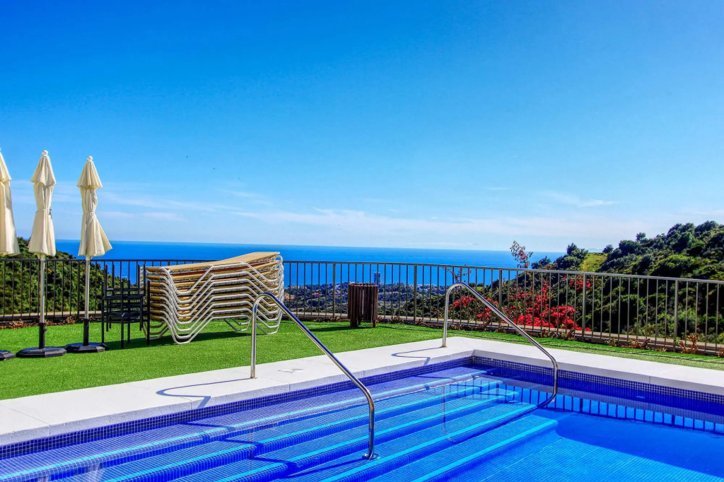 1090 - Los Monteros Samara Hill Penthouse
