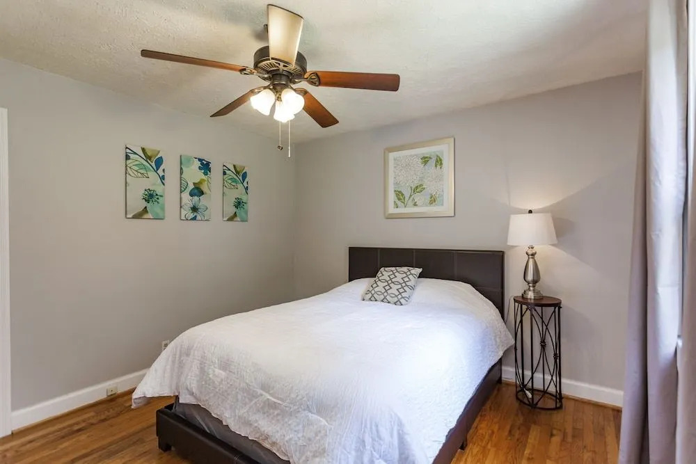 Charming Nashville Cottage - 12 min downtown