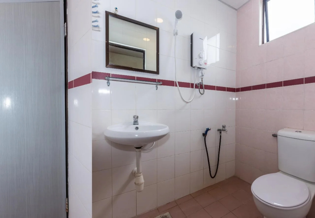Hotel Bamboo By OYO Rooms