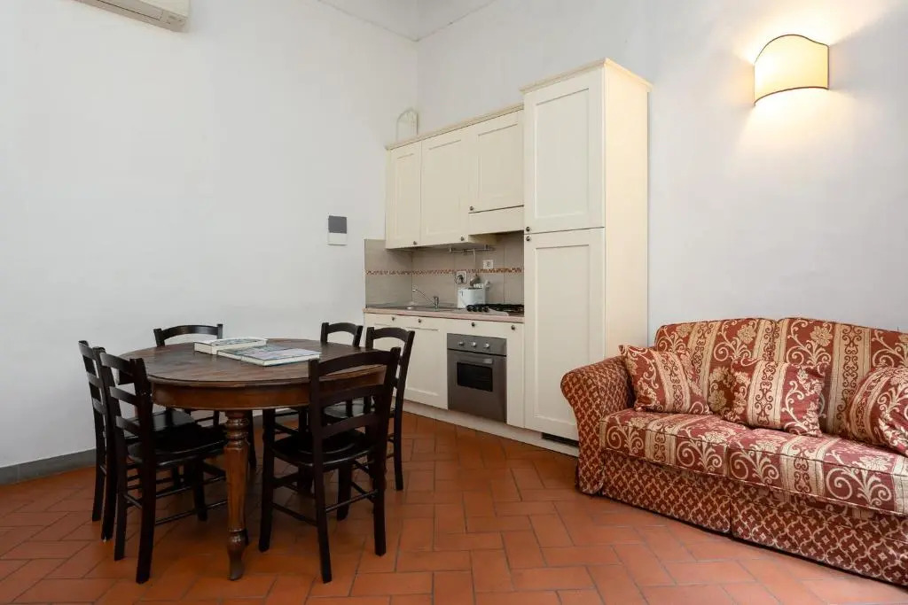 Rondinelli Mdr Apartments Collection