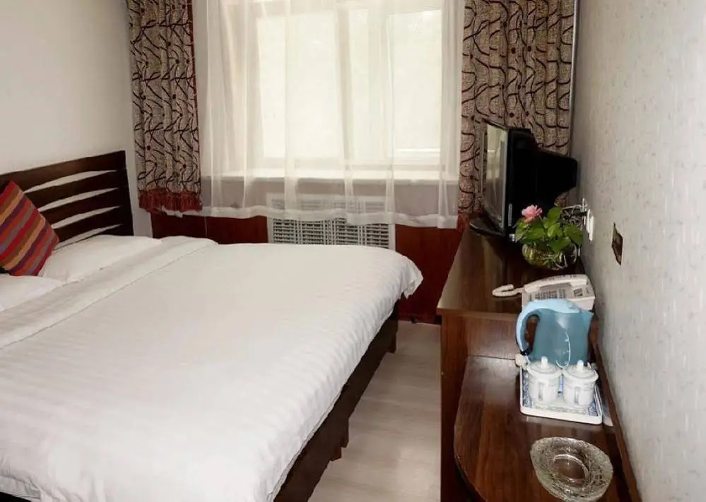 Jiaotong Inn