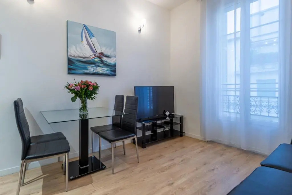 Jean Medecin - Modern And Brand New 1br Flat