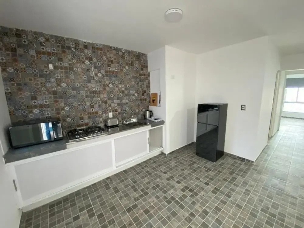 Blue Inn Hotel & Suites