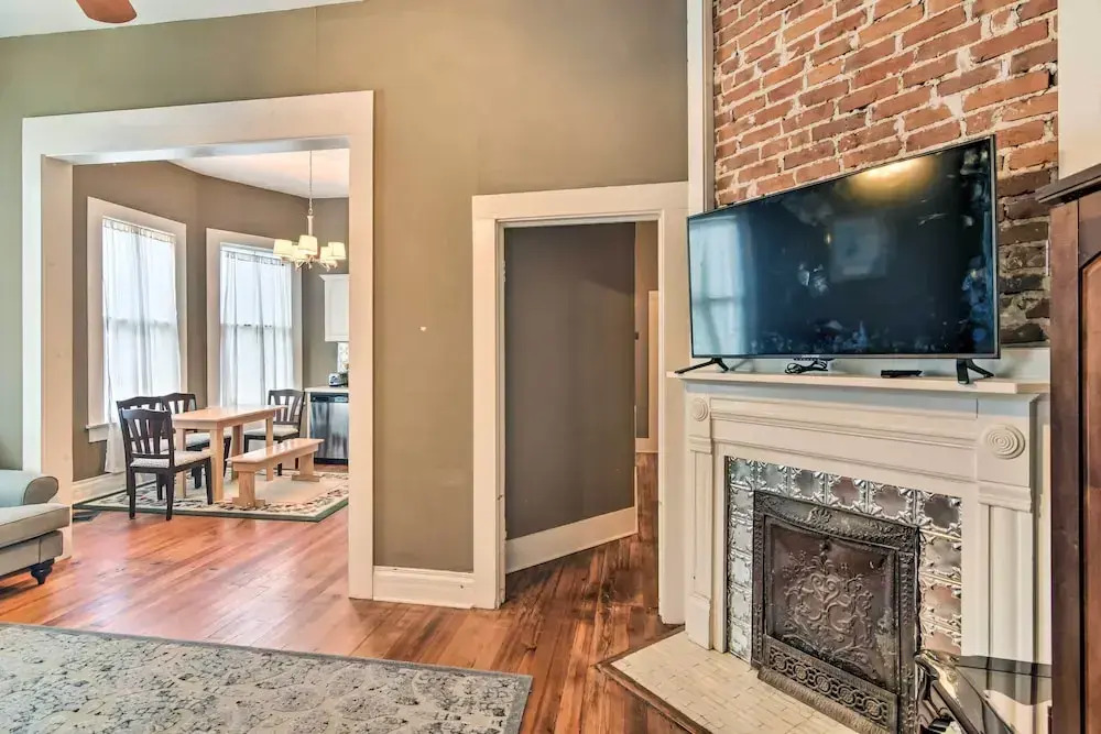 Bright Apartment, Near Vicksburg Military Park!