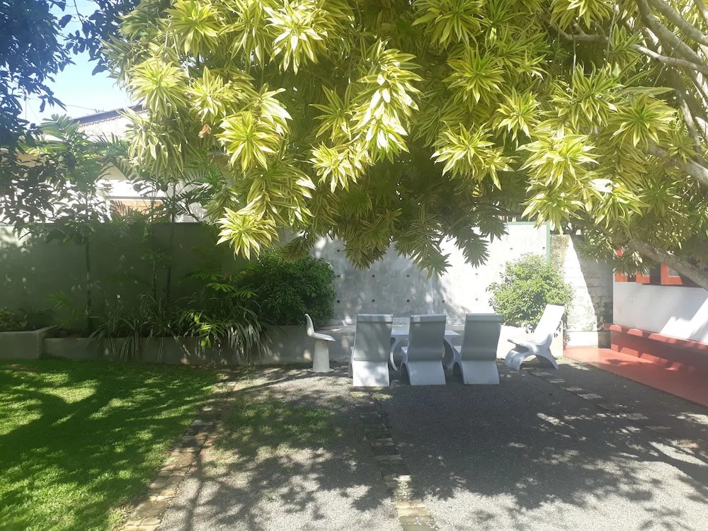 Villa Lagoonedge
