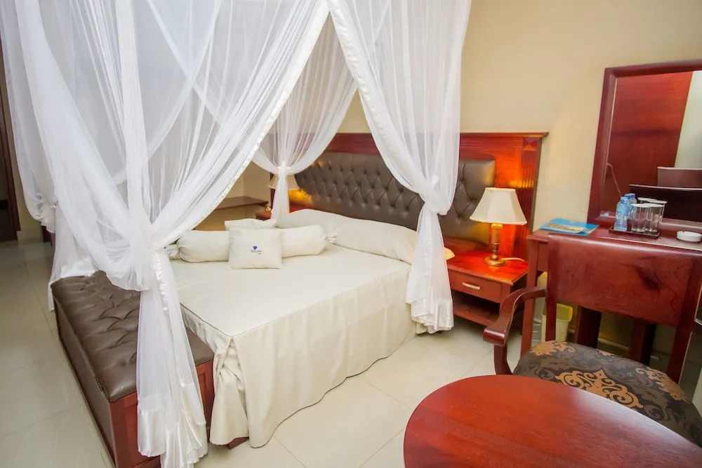 Sapphire Hotel