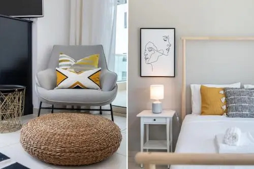 Luton Vacation Homes -Spacious Studio in Royal Oceanic, Dubai Marina