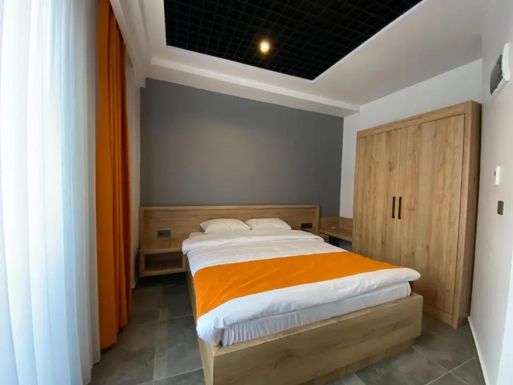 MOPE Hotel