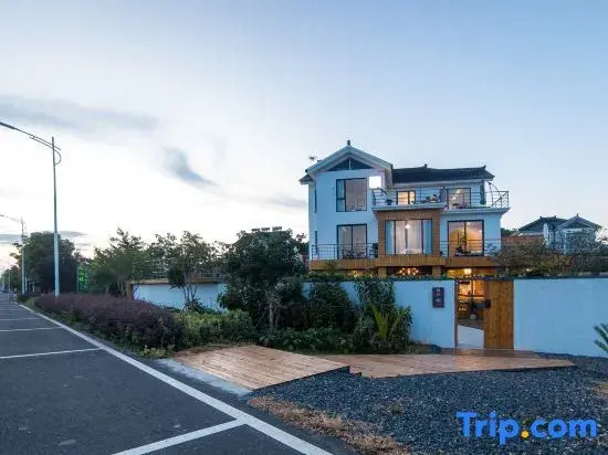 Xishan Island Yansu Holiday Villa hotel (Xishan Taihu Scenic Area)