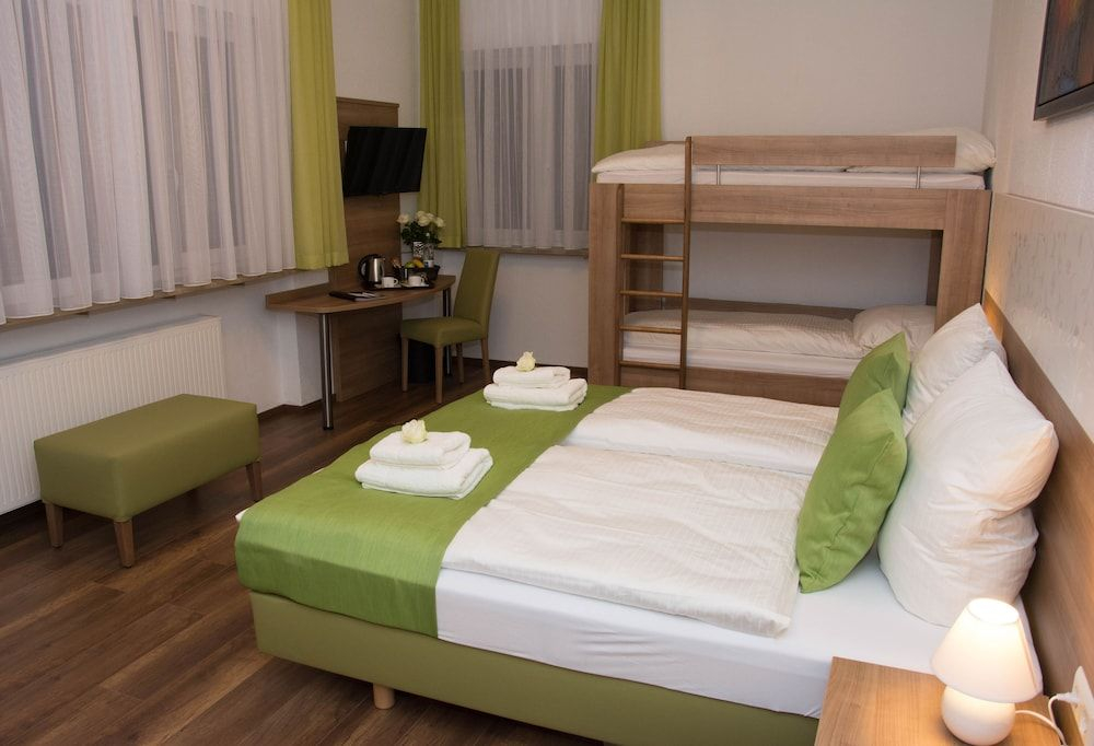 B&B Outlet Hotel