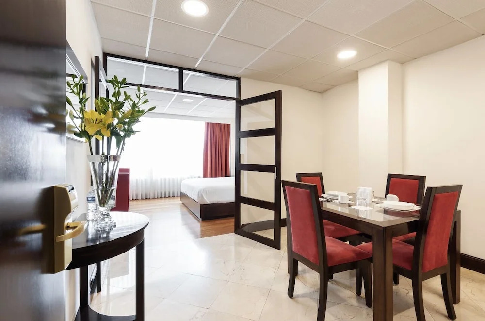 Suites Melchor Ocampo 445