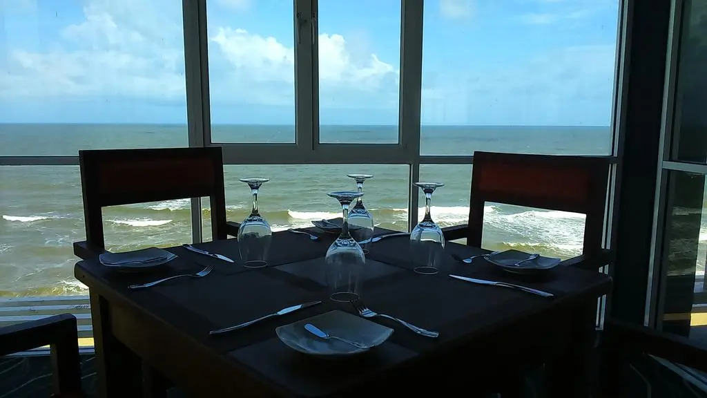 Beacon Beach Hotel Negombo