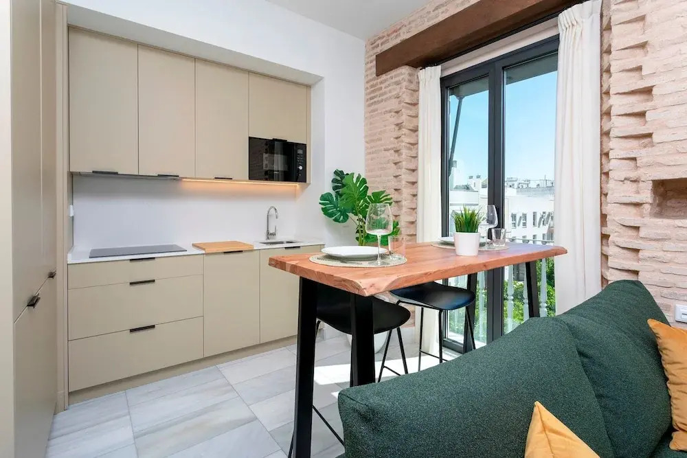 Bright Apartment in Seville San Vicente IV