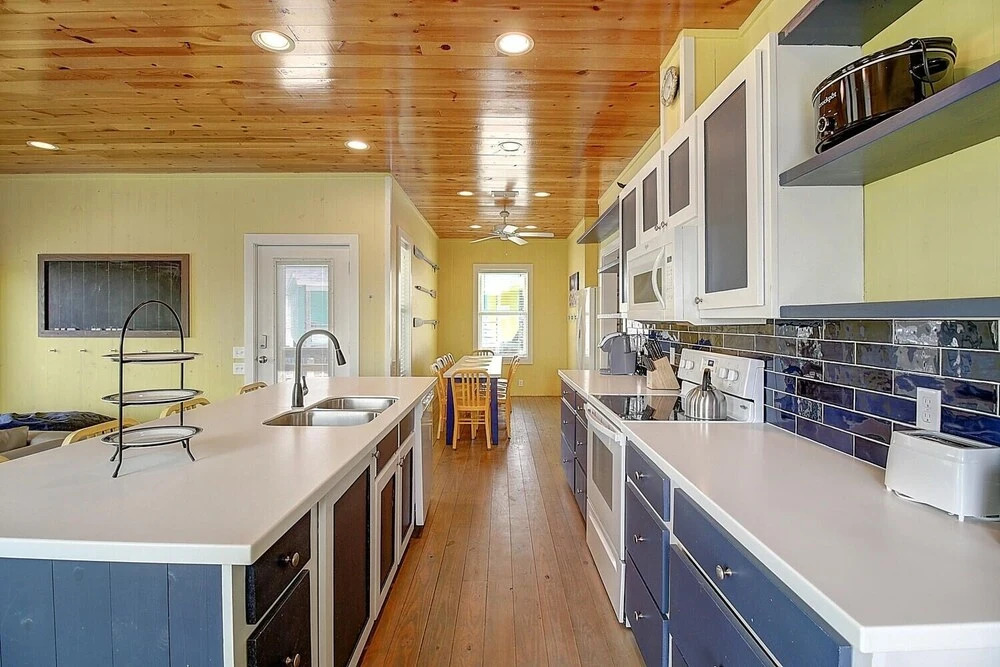 There's Money in the Banana Stand Ov26 4 Bedrooms 3.5 Bathrooms Home
