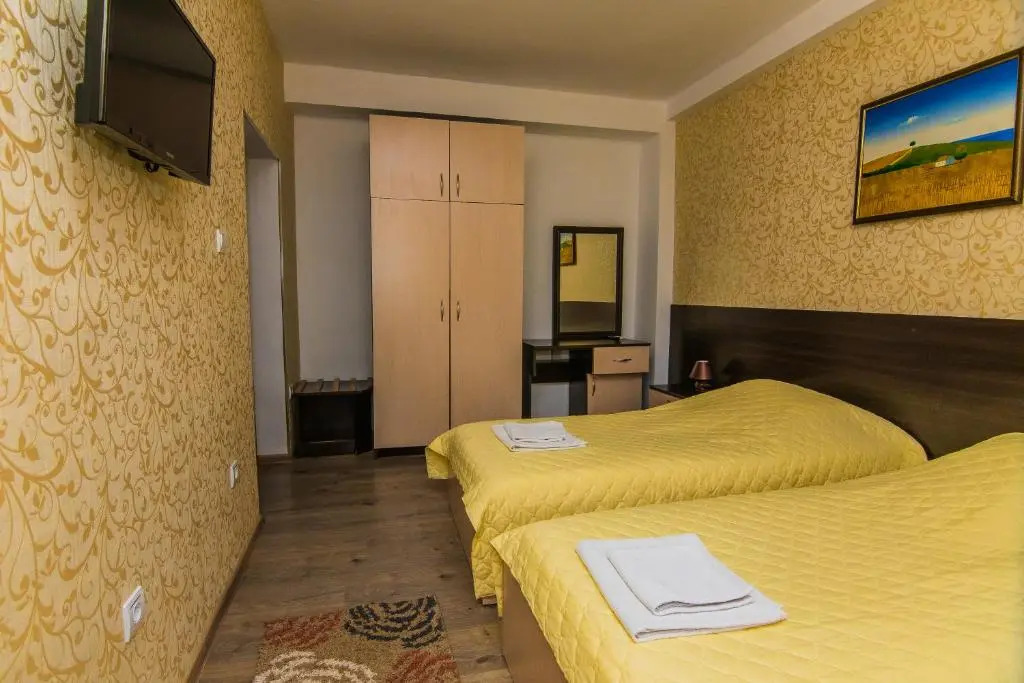 Vida Family Hotel -Top Central Location