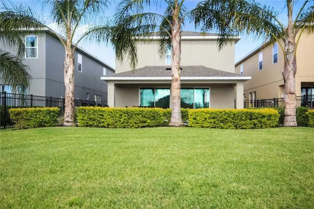 Reunion Daisy 6 Bedroom Home with Private Pool