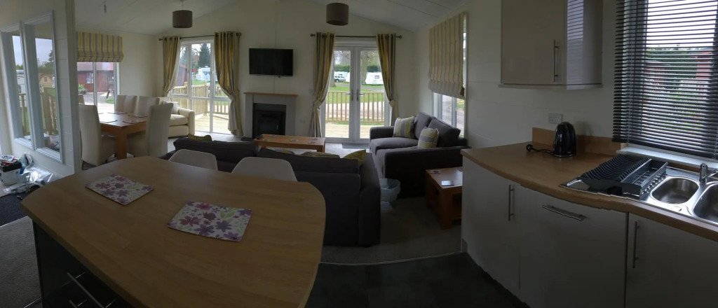 Three Bedroom Lodge 11