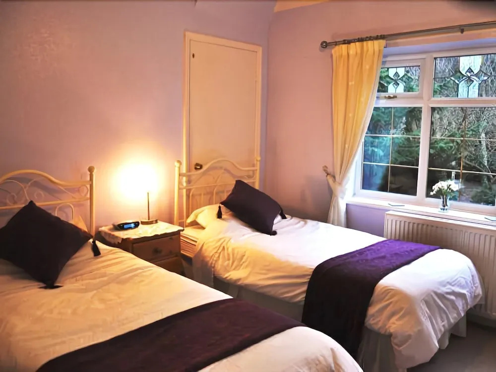 The Willows Bed & Breakfast