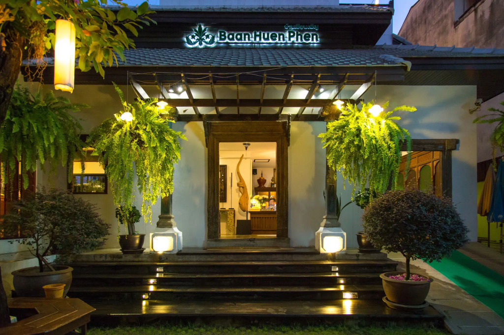 Baan Huenphen Boutique Hotel