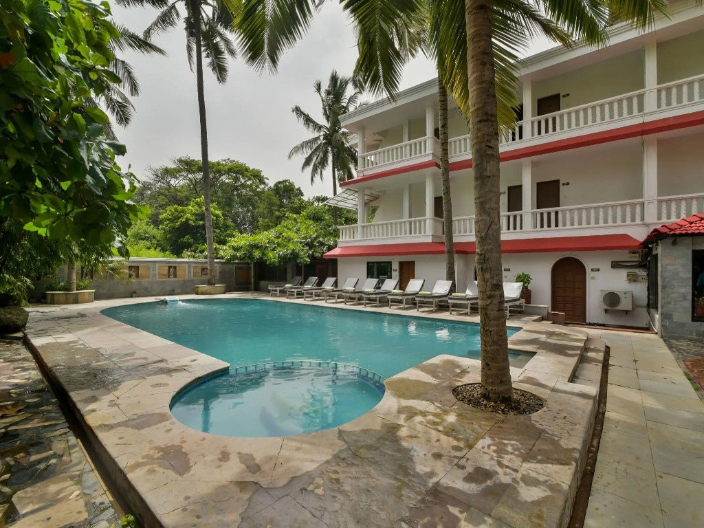 OYO 4977 Kristal Sands Beach Resort