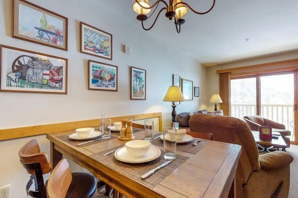 1 Bedroom Colorado Mountain Vacation Rental in River Run Village with Convenient Access to Ski Slopes