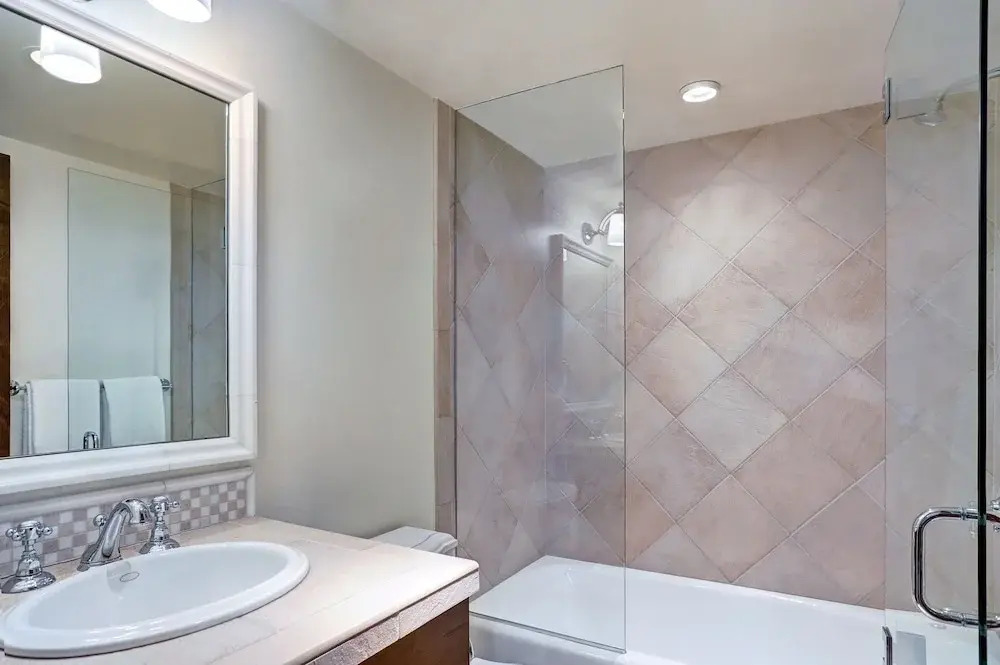 Luxury Mountainside 5BR halet in Vail Village