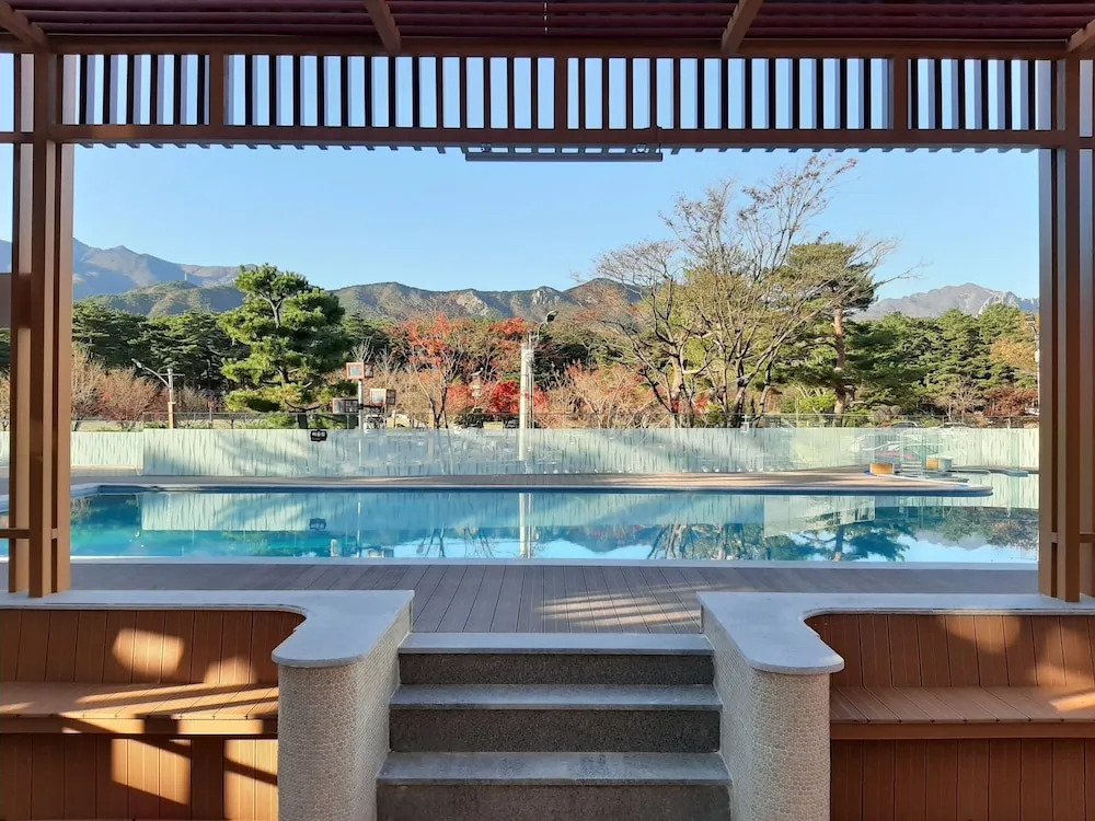 Cheoksan Hot Spring