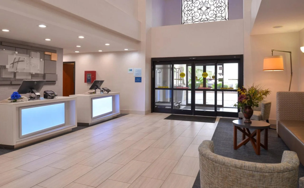 Holiday Inn Express & Suites Austin NW - Lakeline by IHG