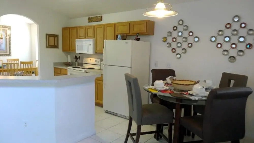 5 Beds With Private Pool Near Disney Parks 4703 5 Bedroom Home by Redawning