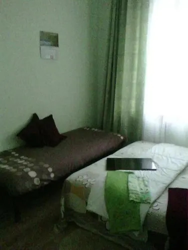 Guest House Na Chkalova 45A
