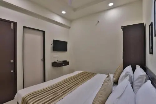 Oyo 29232 Hotel Nova Havana