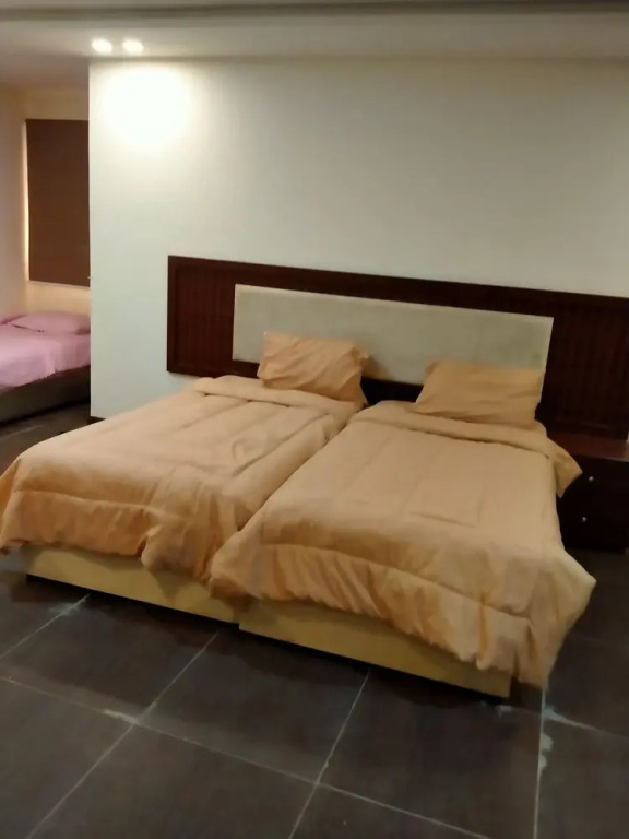 hotel ghusun