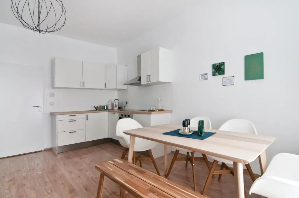 Stylish Self-Check-In Apartment With 2 Bedrooms