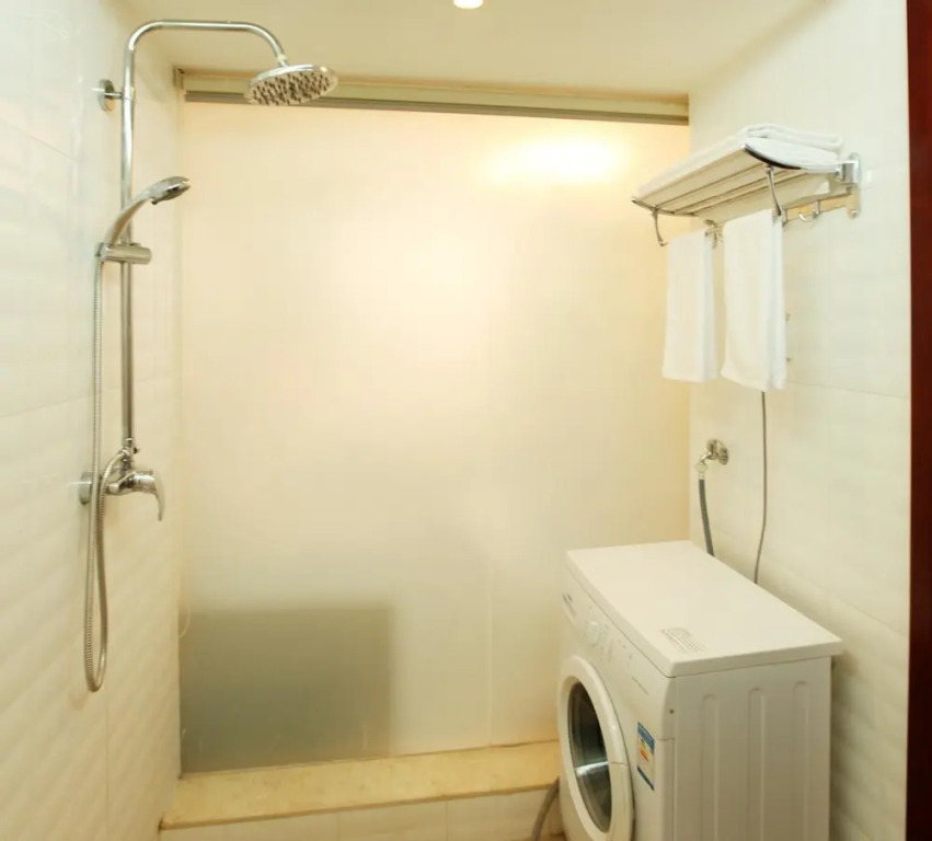 DY Hotel (Beijing Baiziwan Metro Station)