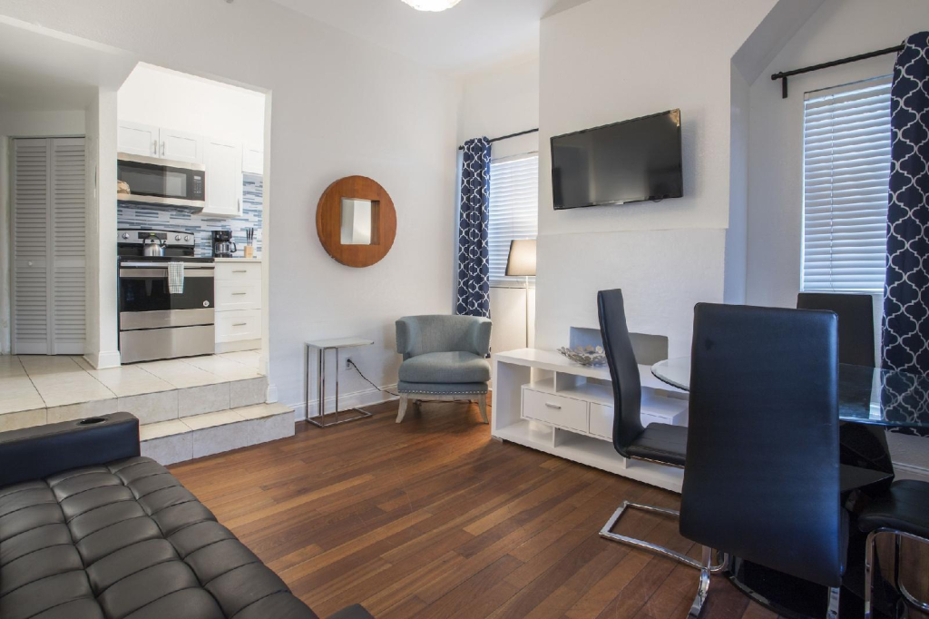 Hispaniola Apartments Part of the Oasis Casita Collection