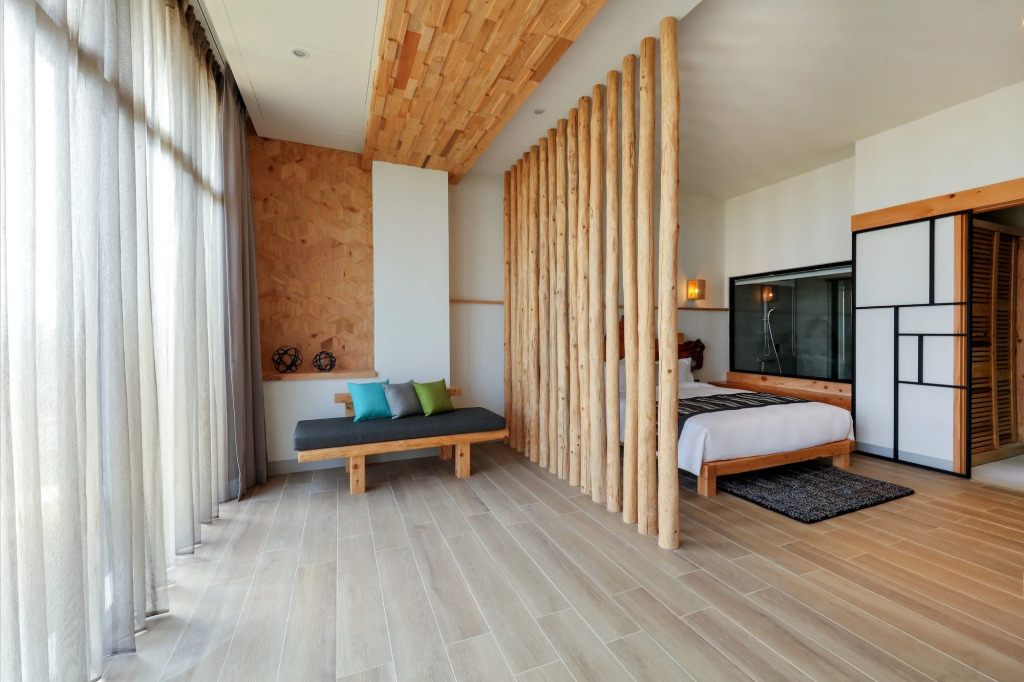 SkyeBay Club