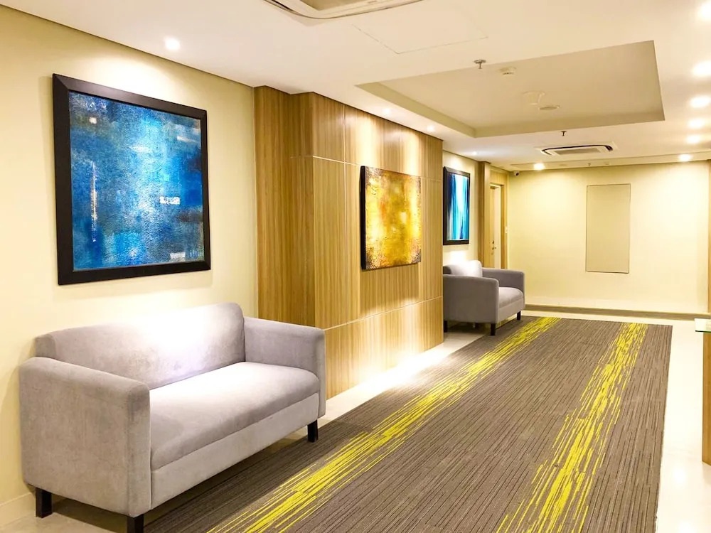 The Residences at BCCT by Stays PH Cozy retreat with hotel-style comforts and convenience, best location in BGC