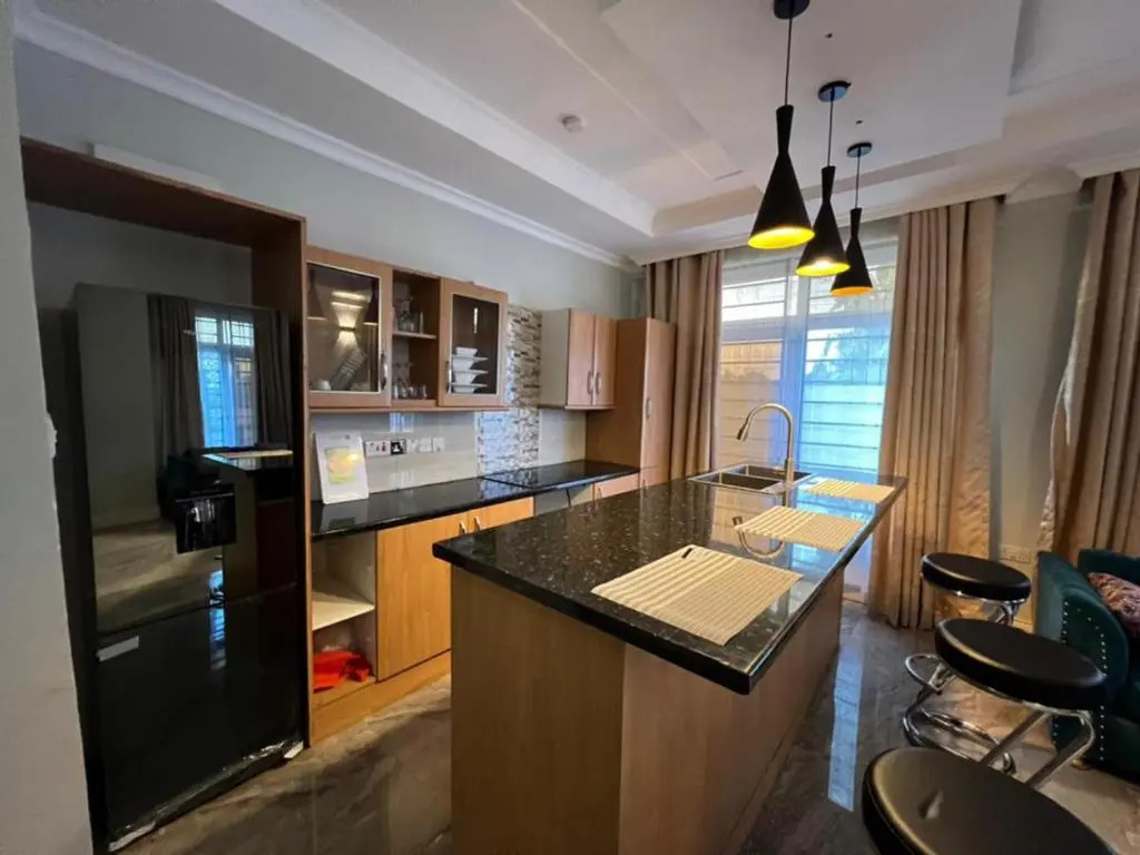 Remarkable 2-bed Apartment, Dar el Salam, Tanzania