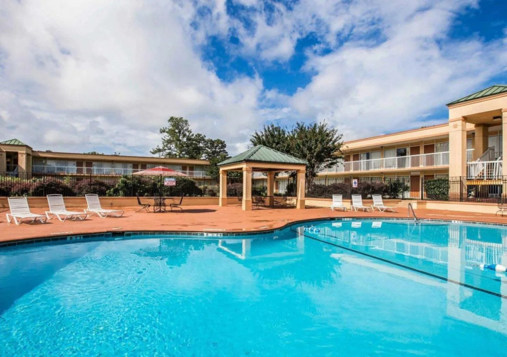 Horizon Inn & Suites