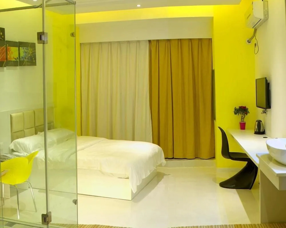 Huaqianshu Date Theme Design Hotel