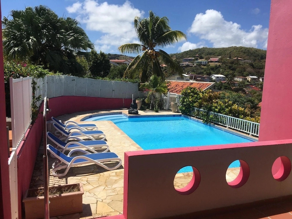 Villa With 2 Bedrooms in Le Vauclin, With Wonderful sea View, Private Pool, Enclosed Garden - 1 km From the Beach