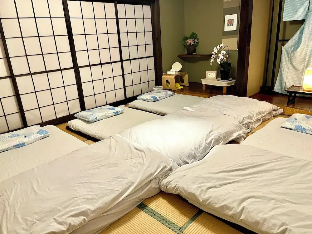 Mitsuba House