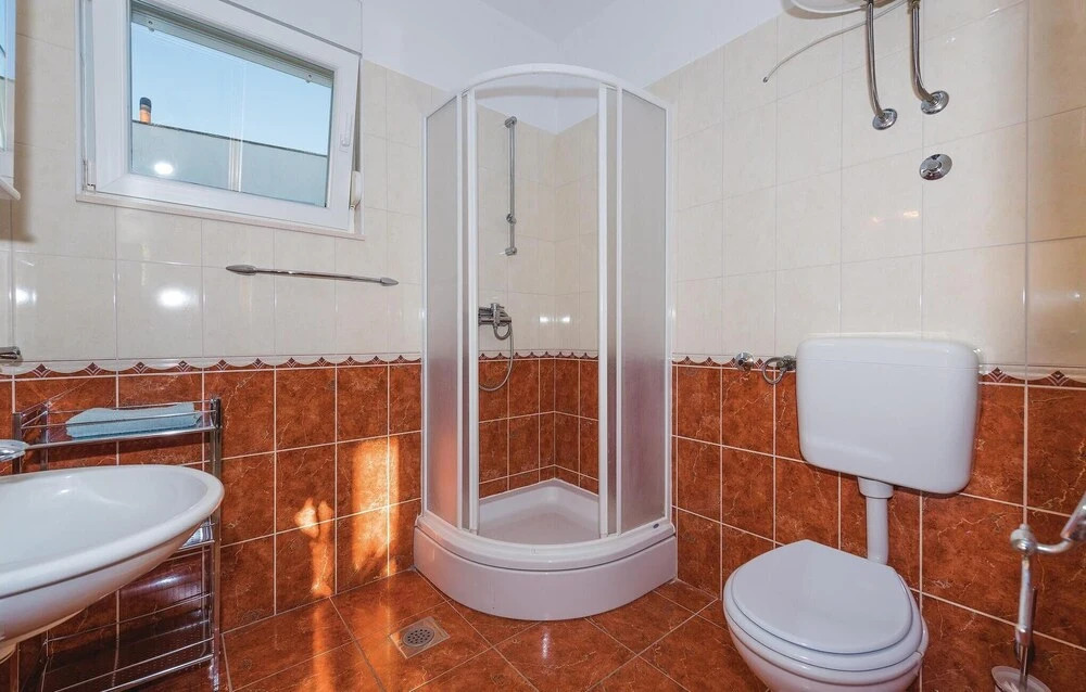 Stunning Home in Vodice With Wifi and 2 Bedrooms