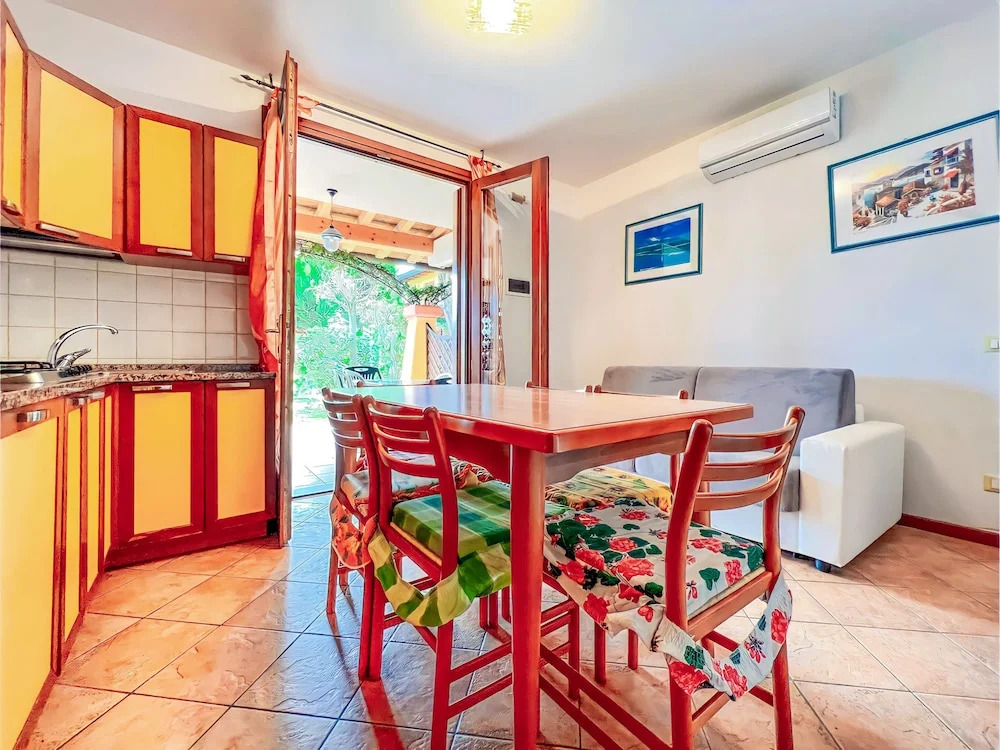 Terraced Home With Kids Playground